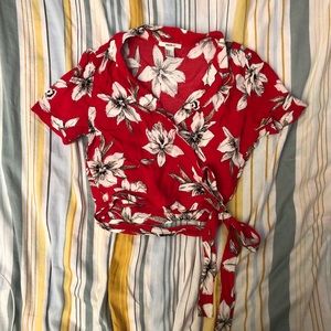 Forever 21 Hawaiian Floral Print Tie-Waist Crop Collared Wrap Top - Red/White